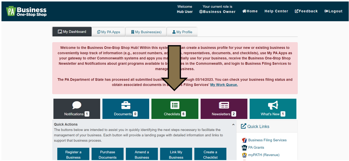 Arrow pointing to the Checklist tab in the Business Hub.